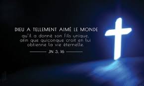 Dieu a tellement aimé le monde qu'il a donné son Fils unique, afin que  quiconque croit en lui obtienne la vie éternelle. » - Hozana
